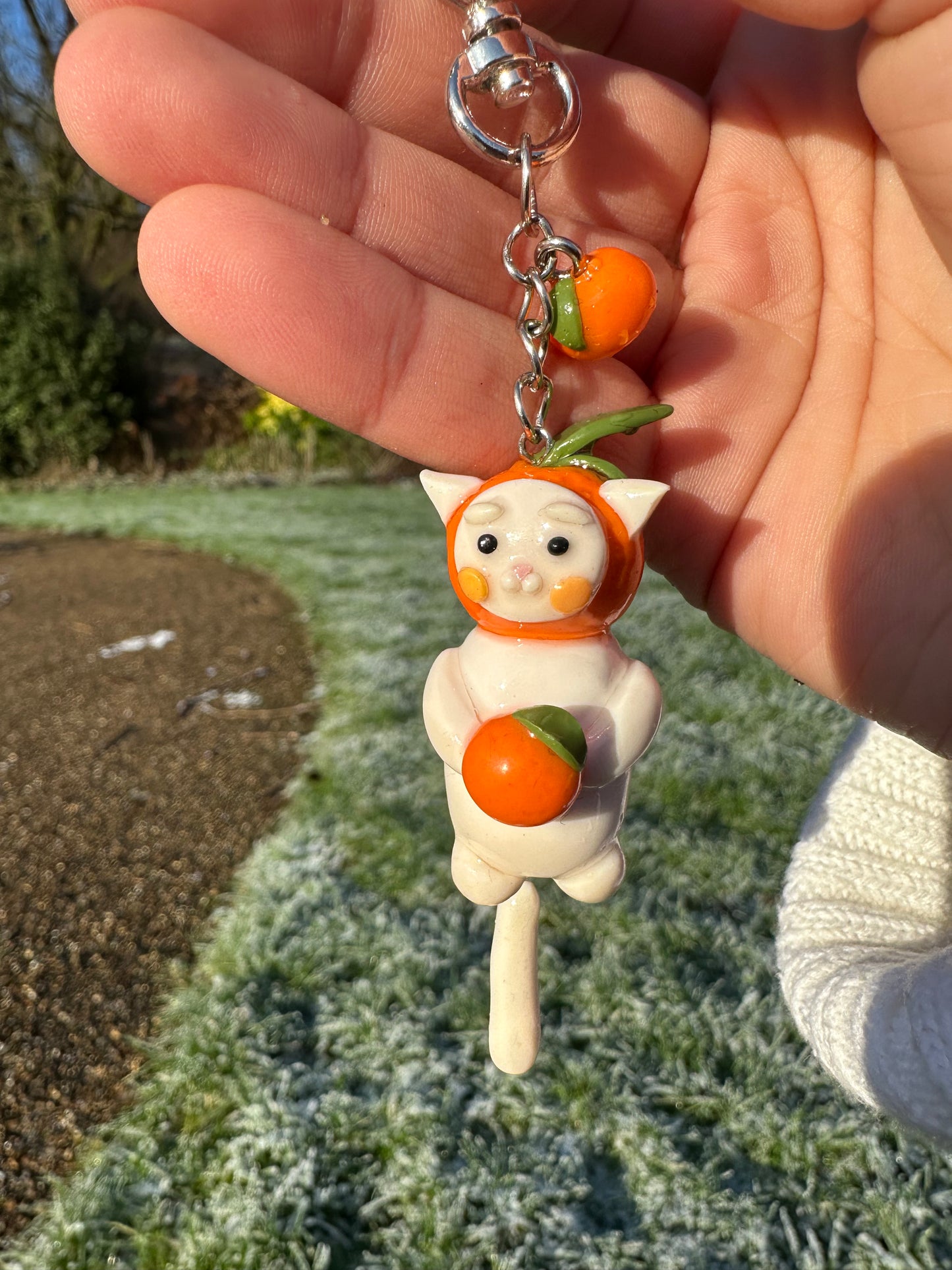 Orange Fruit White Cat Keychain